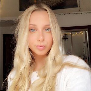 Meet your Posher, Brittney